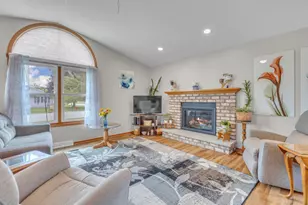 131 Menominee Dr, Sheboygan Falls, WI 53085 - Photo 3