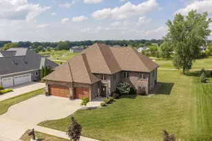 647 E Clancy St, Jefferson, WI 53549 - Photo 37