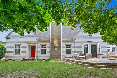 3123 W Grange Ave, Greenfield, WI 53221 - Photo 11