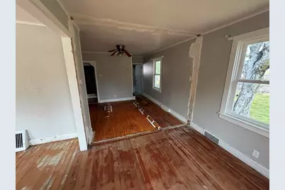 1926 S 16th St, Sheboygan, WI 53081 - Photo 5