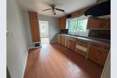 1926 S 16th St, Sheboygan, WI 53081 - Photo 7