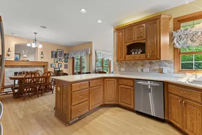 S67W20039  Benjamin Ct, Muskego, WI 53150 - Photo 23