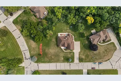 S67W20039  Benjamin Ct, Muskego, WI 53150 - Photo 5