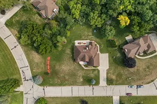 S67W20039 Benjamin Ct, Muskego, WI 53150 - Photo 5
