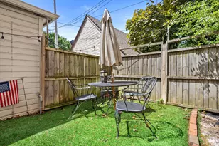 609 E Lake View Ave, Whitefish Bay, WI 53217 - Photo 17