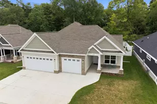 327 Lynx Ln, Manitowoc, WI 54220 - Photo 1