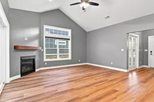 327 Lynx Ln, Manitowoc, WI 54220 - Photo 17