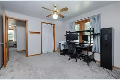 817  Dempster St, Fort Atkinson, WI 53538 - Photo 37