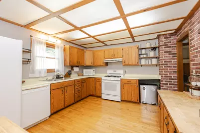 817  Dempster St, Fort Atkinson, WI 53538 - Photo 7