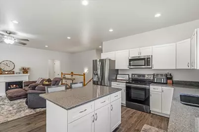490  Meadowlark Ln, Green Lake, WI 54941 - Photo 11