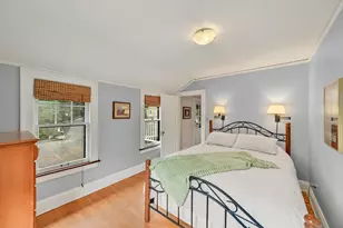 2029 Underwood Ave, Wauwatosa, WI 53213 - Photo 17