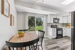 4640 N 149th St, Brookfield, WI 53005 - Photo 13
