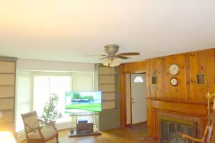 227 3rd St, Pewaukee, WI 53072 - Photo 5