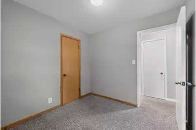 8000 W Mill Rd, Milwaukee, WI 53218 - Photo 25