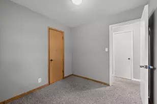 8000 W Mill Rd, Milwaukee, WI 53218 - Photo 25