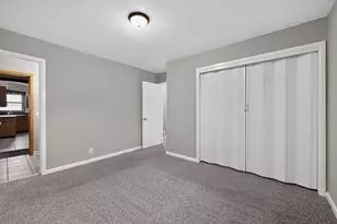 8000 W Mill Rd, Milwaukee, WI 53218 - Photo 21
