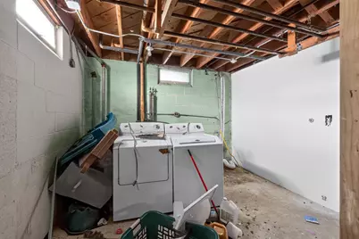 7836 W Beckett Ave, Milwaukee, WI 53218 - Photo 25