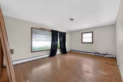 7836 W Beckett Ave, Milwaukee, WI 53218 - Photo 9