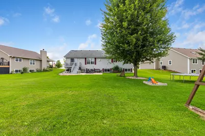 1205  Huron Way, Hartford, WI 53027 - Photo 33