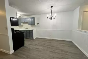 255 Elmwood Ave, Lake Geneva, WI 53147 - Photo 3