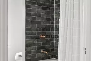 2902 N 73rd St, Milwaukee, WI 53210 - Photo 29