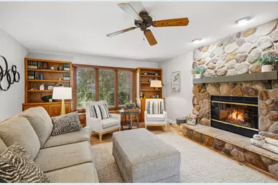 2927  Willard Ln, Waukesha, WI 53188 - Photo 7