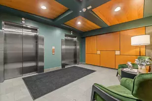 545 E Wells St, Milwaukee, WI 53202 - Photo 51