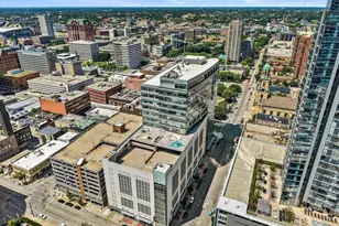 545 E Wells St, Milwaukee, WI 53202 - Photo 65