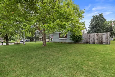 1129  Bluebird Ln, Racine, WI 53182 - Photo 35
