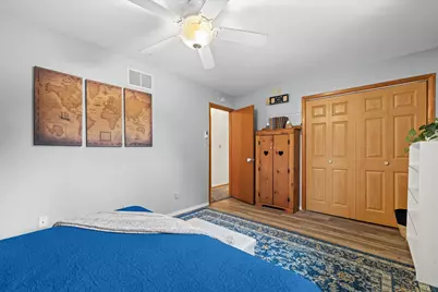 1129  Bluebird Ln, Racine, WI 53182 - Photo 11