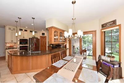 W71N428  Mulberry Ave, Cedarburg, WI 53012 - Photo 17