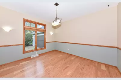 W71N428  Mulberry Ave, Cedarburg, WI 53012 - Photo 11