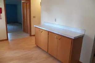 722 S 31st St, Manitowoc, WI 54220 - Photo 9