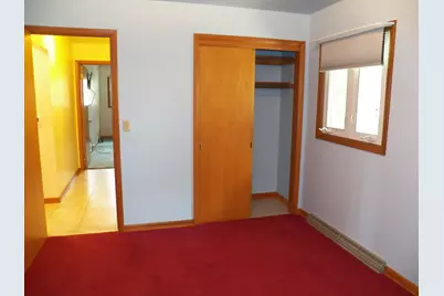 722 S 31 St, Manitowoc, WI 54220 - Photo 15