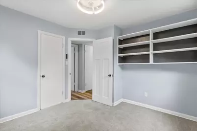 5277 N 51st Blvd, Milwaukee, WI 53218 - Photo 13