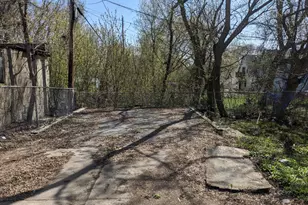 623 W Ring St, Milwaukee, WI 53212 - Photo 23