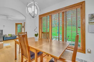 1828 Blackfoot Ct, Grafton, WI 53024 - Photo 5