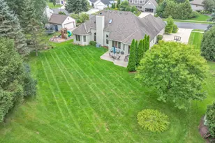 1828 Blackfoot Ct, Grafton, WI 53024 - Photo 29