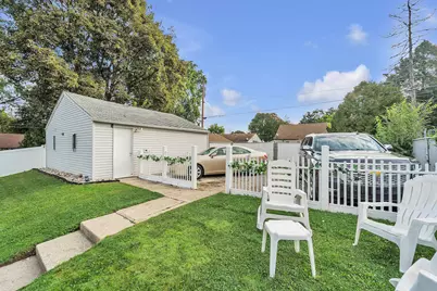 4960 N 73rd St, Milwaukee, WI 53218 - Photo 23