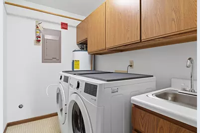 7040  Mariner Dr #202, Racine, WI 53406 - Photo 19