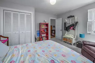 5074 N Hollywood Ave, Whitefish Bay, WI 53217 - Photo 25