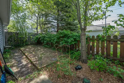 5074 N Hollywood Ave, Whitefish Bay, WI 53217 - Photo 37