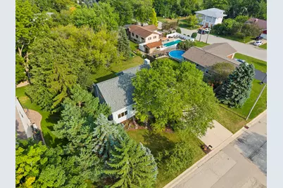 409  Red Coat Ct, Racine, WI 53185 - Photo 45