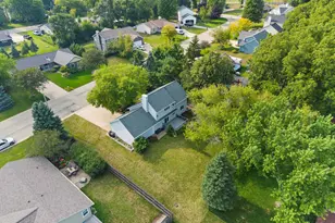 409 Red Coat Ct, Racine, WI 53185 - Photo 47
