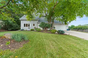 409 Red Coat Ct, Racine, WI 53185 - Photo 35