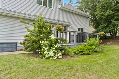409  Red Coat Ct, Racine, WI 53185 - Photo 39