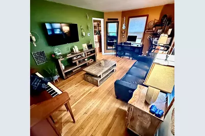 1616 E Eden Pl, Saint Francis, WI 53235 - Photo 9