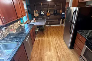 1616 E Eden Pl, Saint Francis, WI 53235 - Photo 5
