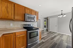 1246 Lombardi Way, Waukesha, WI 53186 - Photo 11