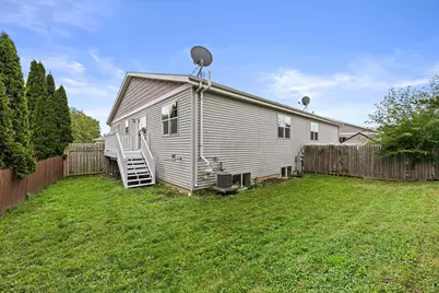 1246  Lombardi Way, Waukesha, WI 53186 - Photo 25